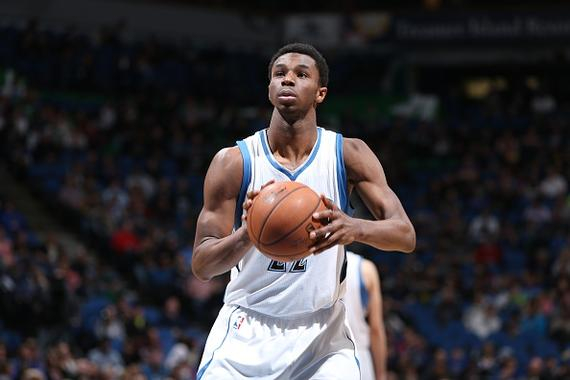 多特vs斯图加特：布兰特、小贝林首发，吉拉西战旧主（多特迎战斯图加特：布兰特、小贝林首发，吉拉西对垒老东家）