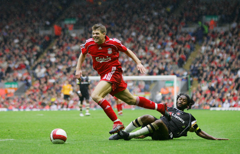 足球国足备战进入冲刺阶段，全队封闭训练（国足冲刺备战打响，球队开启封闭集训）