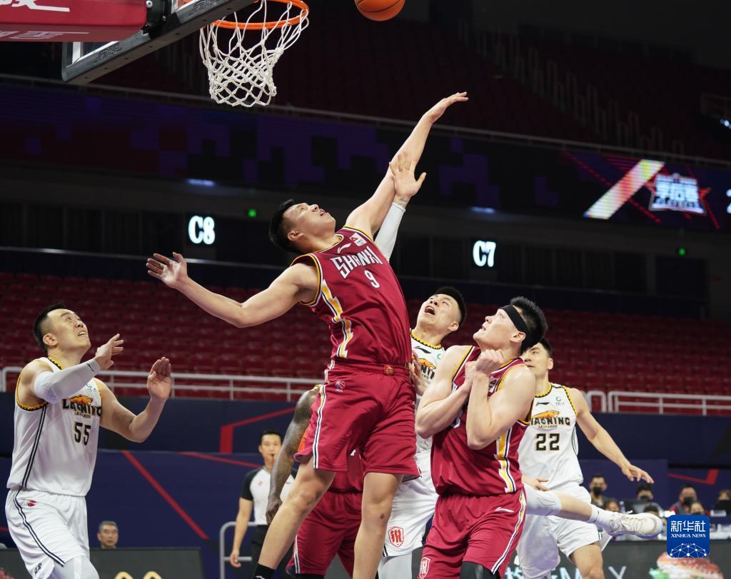 意甲前瞻：乌迪内斯欲破19场不胜魔咒，那不勒斯冲4连胜（意甲前瞻：乌迪内斯力争终结19场不胜，那不勒斯剑指四连胜）