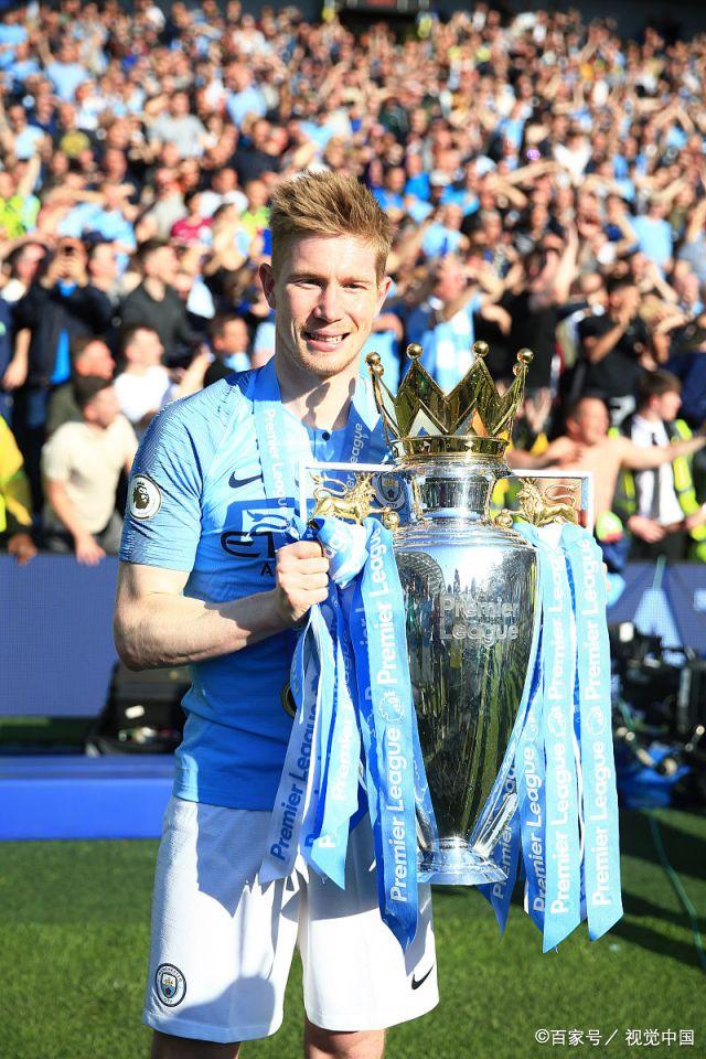 他终于等到属于自己的掌声（属于他的掌声终于响起）