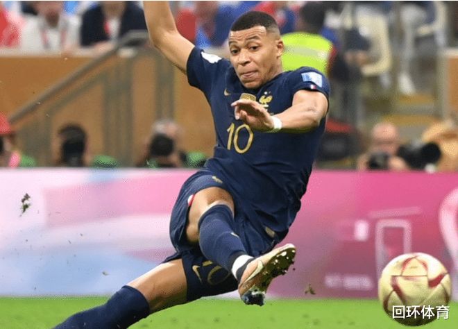 就问你服不服！布伦森单打哈克斯 对抗+后撤步不讲理压哨三分！（还不服？布伦森单挑哈克斯，顶住对抗后撤步命中不讲理压哨三分！）